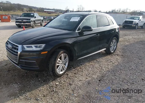 2018 Audi Q5 2.0T Premium/2.0T Tech Premium z USA, uszkodzony, nr VIN WA1BNAFY7J2096898